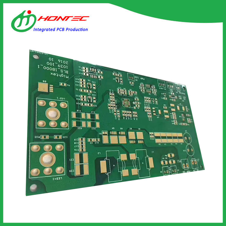 Quais são as características dos patches de PCB dos fabricantes de PCB